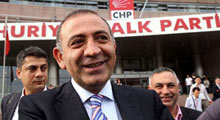 Gürsel Tekin son anda vazgeçti