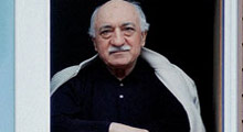 Gülen imzalı saatle döndüler!