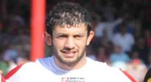 Kaza yapan futbolcu ağır yaralı