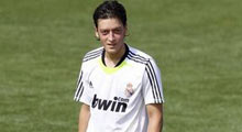 İspanya Mesut'u konuşuyor!