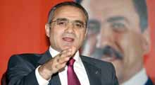 Solcu aydınlara Menderes dokundurması