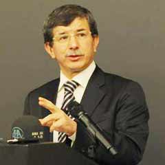 Davutoğlu, Clinton ile telefonda görüştü