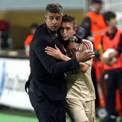 Adnan Polat'a göre 1, Rijkaard'a göre 4!