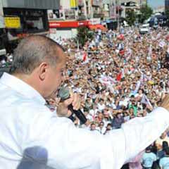 Erdoğan: O pankartı sarın bana verin