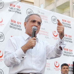 'Artık çocuklarımız ihtilal sesiyle uyanmayacak'