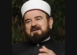 'Filme tepkiler Hz. Muhammed'i örnek alarak yapılmalı'