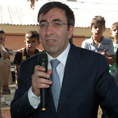 Bakan Yılmaz referandumu anlattı