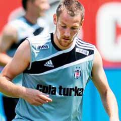 Beşiktaş, Fink ile sözleşme yeniledi