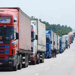 Kapıkule'de 10 kilometrelik TIR kuyruğu oluştu