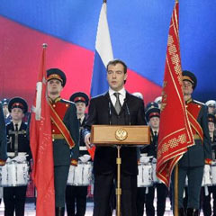 Medvedev otoban inşaatını durdurdu