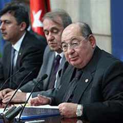 CHP başörtüsünü araştırıyor!
