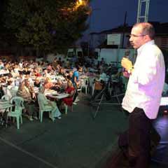 Bakan Ömer Dinçer'den iftar yemeği sürprizi