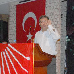 Süheyl Batum'un aydın fobisi!