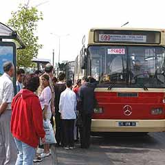 Bir indirim haberi de İzmir'den