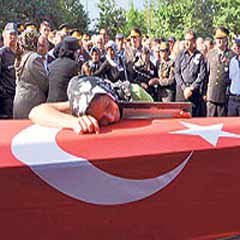Şehit babası rütbelilere seslendi