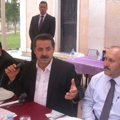 Emekli Bakan'a isyan etti!