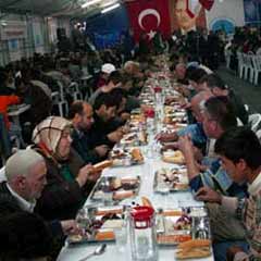 Bağcılar'da iftar çadırı