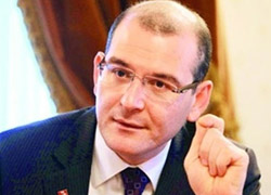 Komplo Mu Kuruluyor?