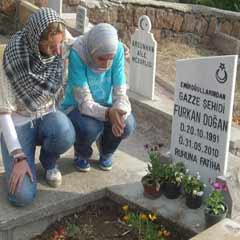 Furkan vesilesiyle İslam'ı seçti