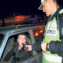 Alkollü sürücüye hapis cezası geliyor