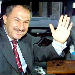Ecevit'in Brütüs'ünden 'derin' operasyon