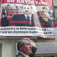 MHP binasındaki Erdoğan afişi kaldırıldı