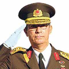 Korgeneral: İstanbul'un üzerine çökerim