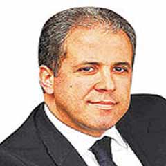 Tayyar yazılarını durdurdu!