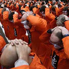 Guantanamo'dan 2 tutsak daha gönderildi!