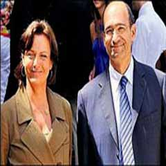 Bakan eşine iş istedi iddiası