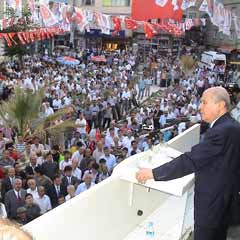 'Anayasa değişikliği yapılsın ama'