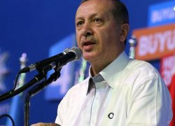 Erdoğan yeni seri özel tasarım Bisse gömlek giydi