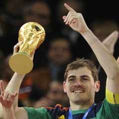 Casillas'tan dünya rekoru!