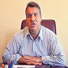 Zorba subaylar hayatını kararttı