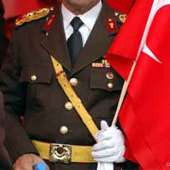 Subay komşunuz olsun istemez misiniz?