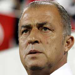 Bu ülke kafayı Terim'e taktı