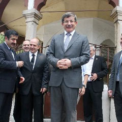 Davutoğlu: Bizim eksenimiz Anadolu'dur
