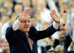 Erdoğan yeniden Genel Başkan