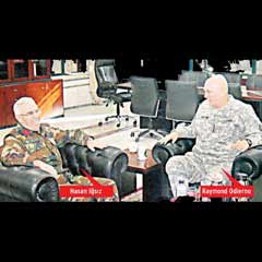 Çuvalcı generalle kahkahalı sohbet!