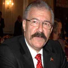 'Türkiye üzerinde başka oyunlar var'