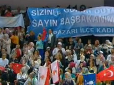 Ak Partililer gözyaşlarına boğuldu