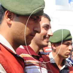 Piyonlar duruşmaya gülerek geldiler!