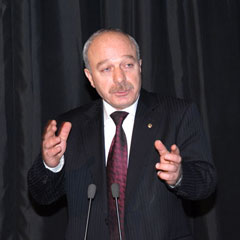 Bu Albay başka Albay(!)