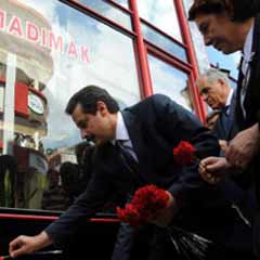 Madımak'daki törende bir ilk