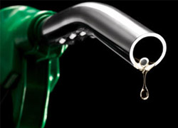 Dünyanın en pahalı benzini Türkiye'de