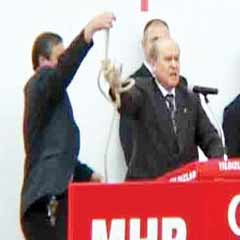 Bahçeli'yi ele veren demeç!