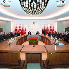İşte YAŞ kararlarını bekleyen generallar!