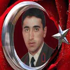 Şehit uzman çavuş için tören