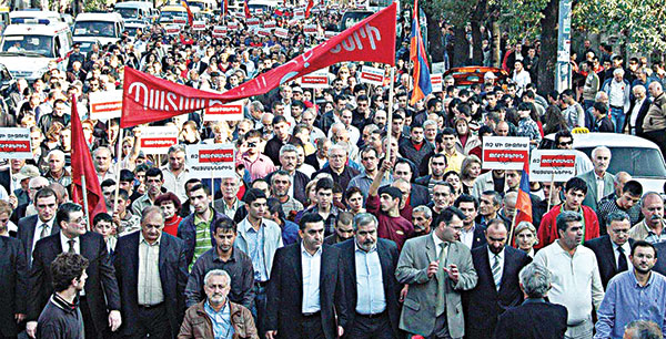 Ermenicilerde 2015 hazırlığı