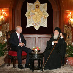 Papandreu, Bartholomeos'u ziyaret etti